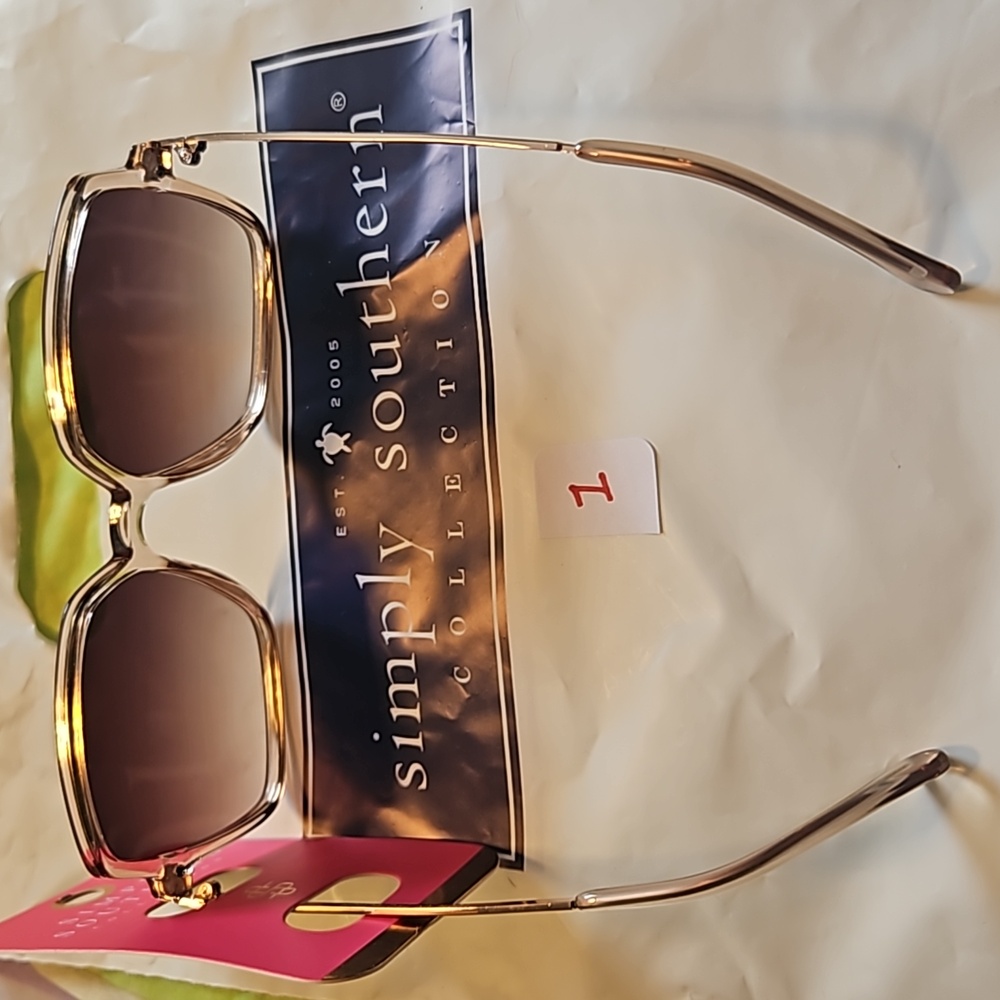 Simply Southern Sunglasses and Blu light filtering glasses - Picture 2 of 12